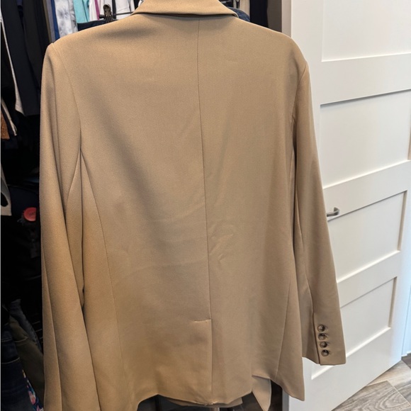 Oversized Boyfriend Blazer - Picture 5 of 5